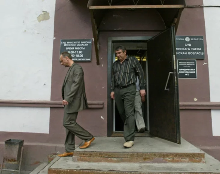 Photo by Julia Darashkevich