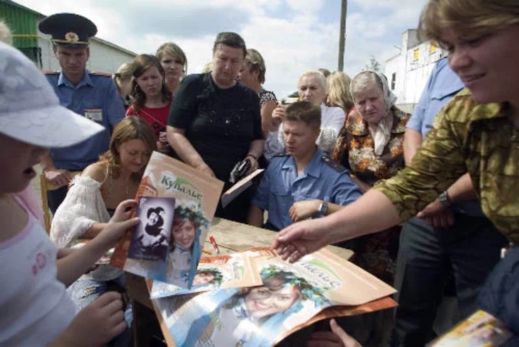 Irina Dorofeeva in Nasovichy village by Andrei Liankevich
