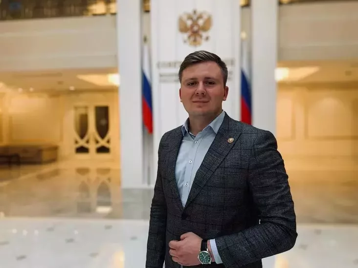 Мікіта Рачылоўскі падчас сесіі «Парламенцкага сходу Беларусі і Расіі»