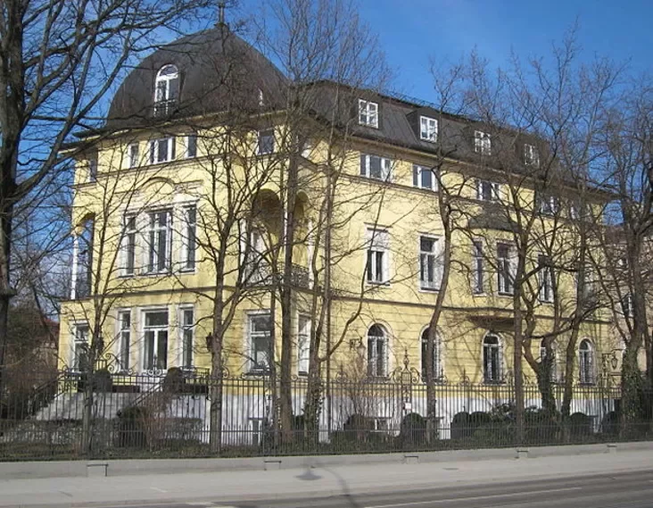 Рэзідэнцыя Яна Масалека ў Мюнхене Jan Maršálek's residence in Munich Резиденция Яна Масалека в Мюнхене