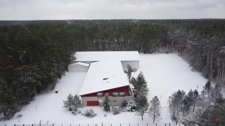Siekrietnoje zdanije tiuŕmy CRU v Antavilii (Litva) secret CIA prison building in Antavilia (Lithuania) budynak sakretnaj turmy CRU ŭ Antavilaj (Litva)
