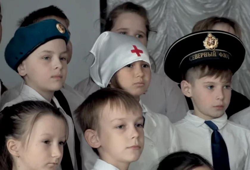 Hospodin Nikto protiv Putina Mr. Nobody Against Putin "Spadar Nichto suprać Pucina"