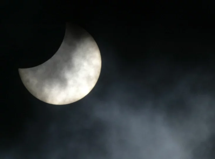 A solar eclipse in Minsk. Photo by Julia Darashkevich