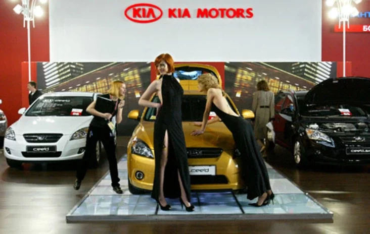 Photo by Julia Darashkevich