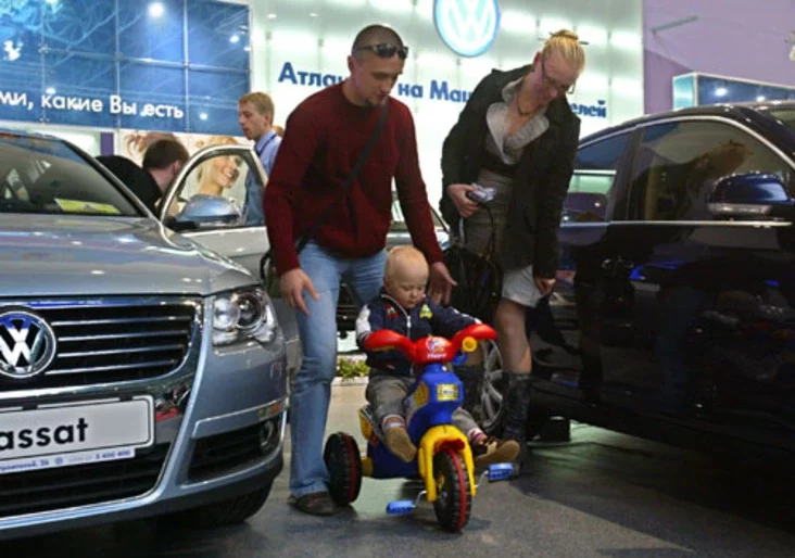 Photo by Julia Darashkevich