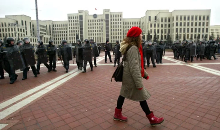 Photo by Julia Darashkevich