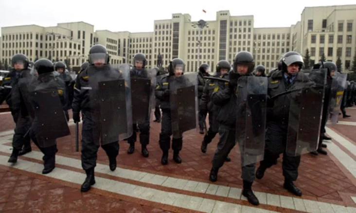 Photo by Julia Darashkevich