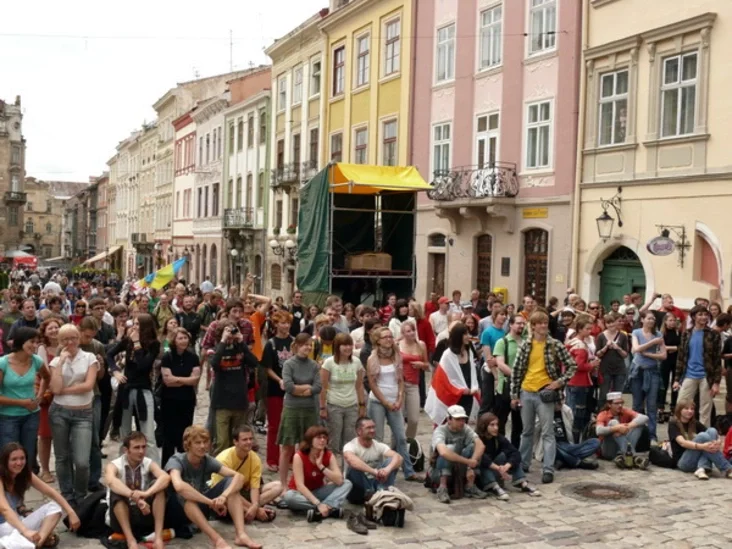 befree-pilec03 (164K)