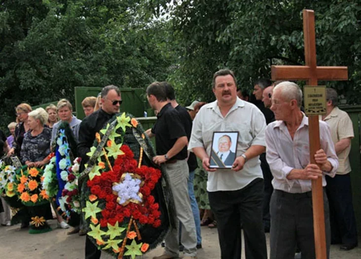 kazulin-pxm_03_080818 (67K)