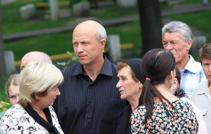 kazulin-pxm_08_080818 (45K)