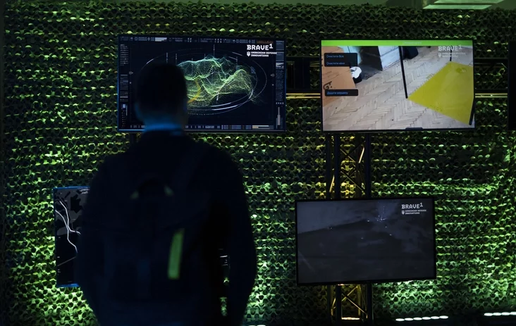 Tiechnołohii iskusstviennoho intiellekta na słužbie armii Ukrainy Technologies of artificial intelligence in the service of the army of Ukraine Technałohii štučnaha intelektu na słužbie armii Ukrainy