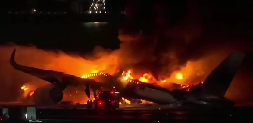 pałajučy Airbus A350-900 flaming Airbus A350-900 pyłajuŝij Aerobus A350-900 