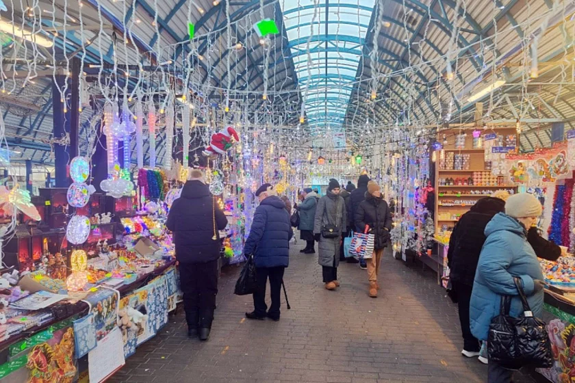 Pomidory po Br55 i nie tolko: posmotrieli cieny na roždiestvienskoj Komarovkie