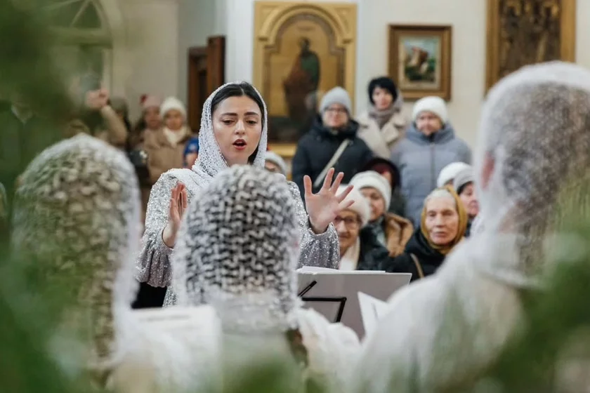 Редкий пример: православный хор поет на белорусском, украинском и других языках